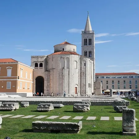 Main Street דירה