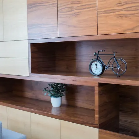 Main Street * זאדאר